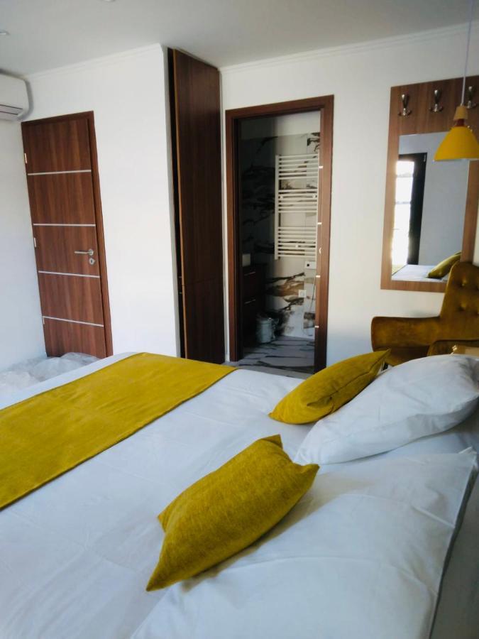 Bed and Breakfast A Casa Di Jo Calenzana Exteriér fotografie